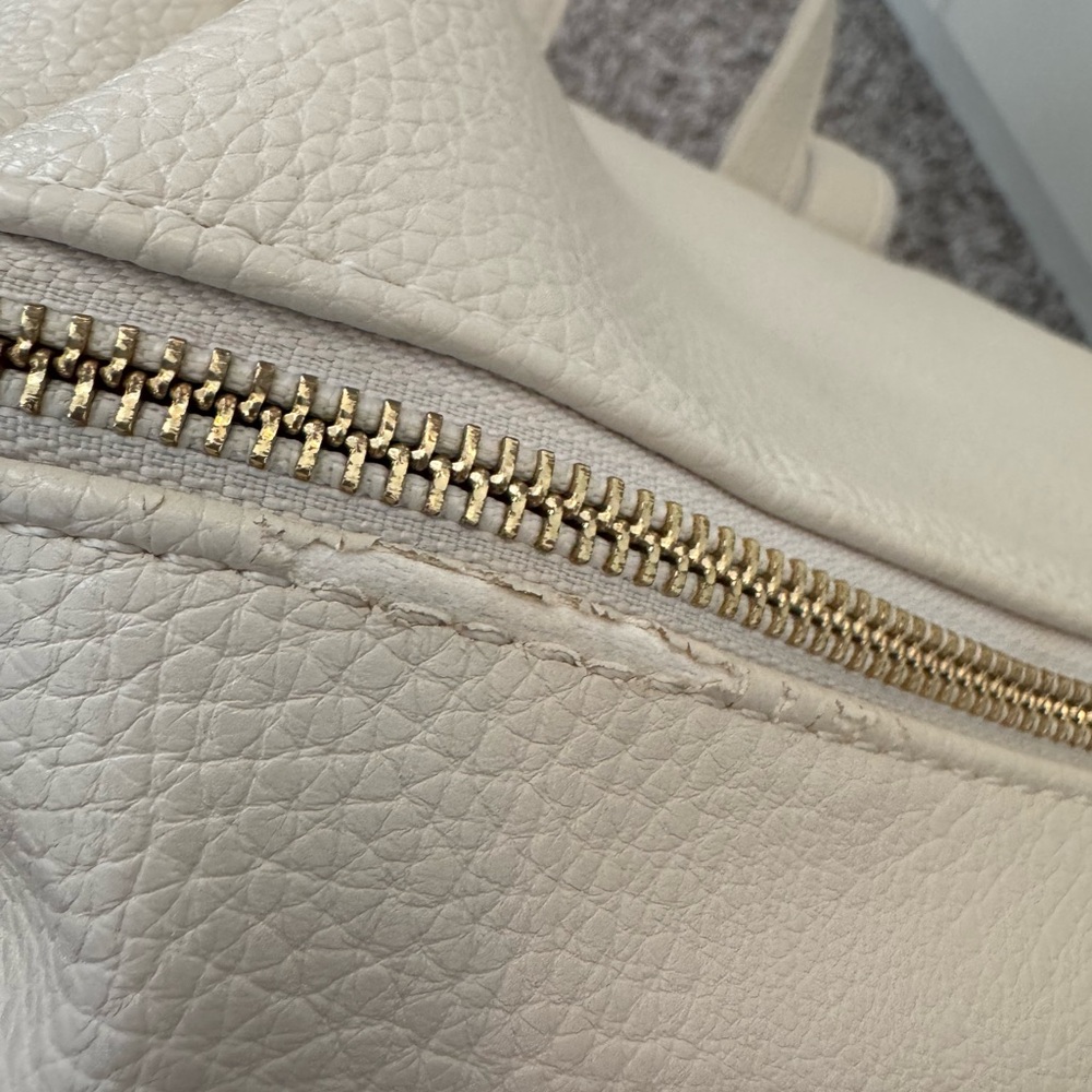 Diaper bag - Picture 10 of 10